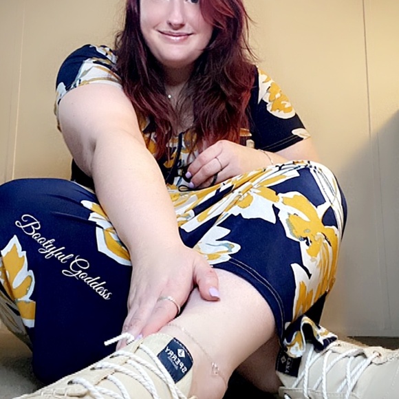 Meet your Posher, Bella - Picture 4 of 11